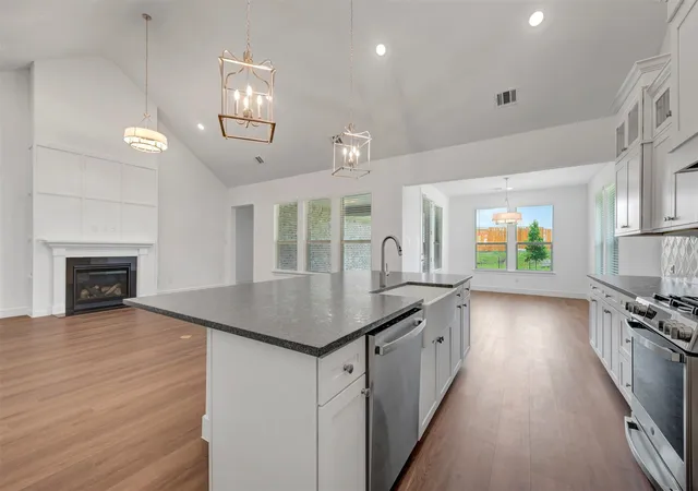 Photo 4 of Single family home for sale at 912 Wood Duck Ct, Heath, TX 75126 | MLS# 21358827 | Listing updated on 2026-08-24