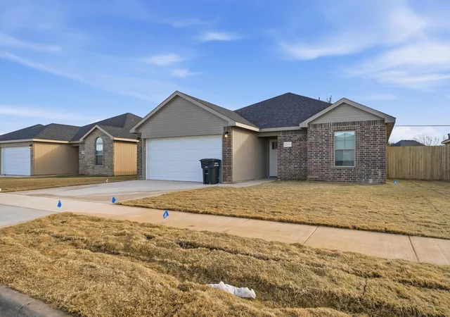 Photo 1 of Single family home for sale at 447 Waterloo Dr, Abilene, TX 79602 | MLS# 21358724 | Listing updated on 2026-09-30