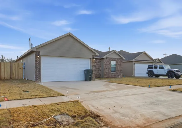 Photo 2 of Single family home for sale at 447 Waterloo Dr, Abilene, TX 79602 | MLS# 21358724 | Listing updated on 2026-09-30