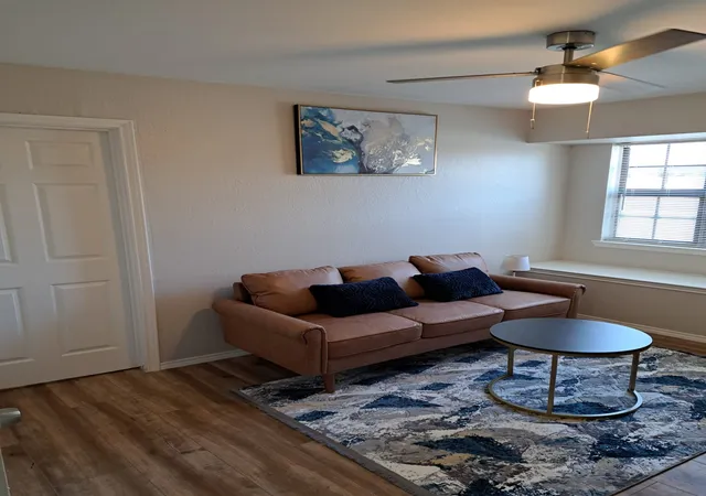 Photo 1 of Sale Pending at 1702 Crest Point Dr, Arlington, TX 76012 | MLS# 21358737 | Listing updated on 2026-09-04