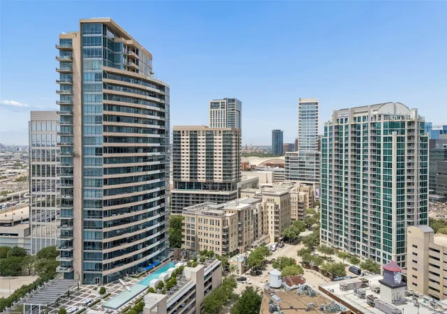 Photo 27 of Condo for sale at 2200 Victory Ave #502, Dallas, TX 75219 | MLS# 21358422 | Listing updated on 2026-08-13