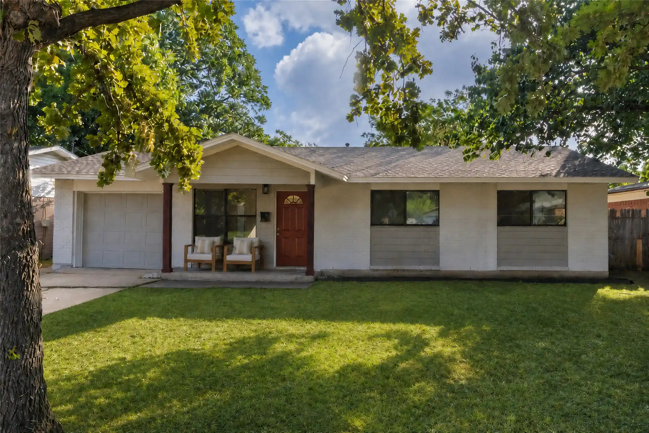 Photo 1 of Single family home for sale at 2906 Harvard St N, Irving, TX 75062 | MLS# 21358662 | Listing updated on 2026-10-15