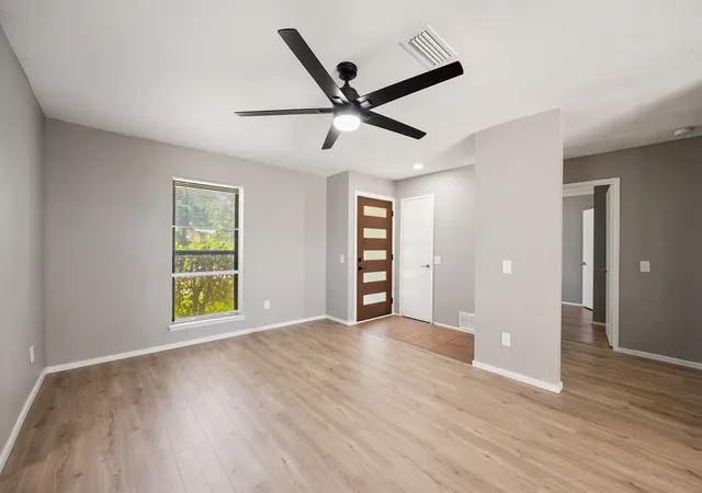 Photo 3 of Single family home for sale at 2917 Abston Dr, Mesquite, TX 75150 | MLS# 21358480 | Listing updated on 2026-08-23