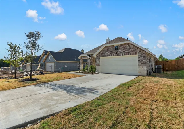 Photo 3 of Single family home for sale at 6119 Jeane St, Dallas, TX 75217 | MLS# 21356765 | Listing updated on 2026-08-13