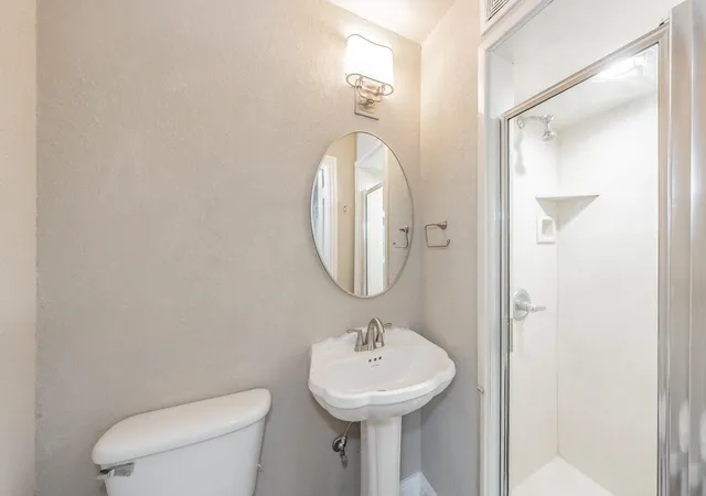 Photo 3 of Single family home for sale at 1721 Kay Ave, Bridgeport, TX 76426 | MLS# 21353809 | Listing updated on 2026-08-17