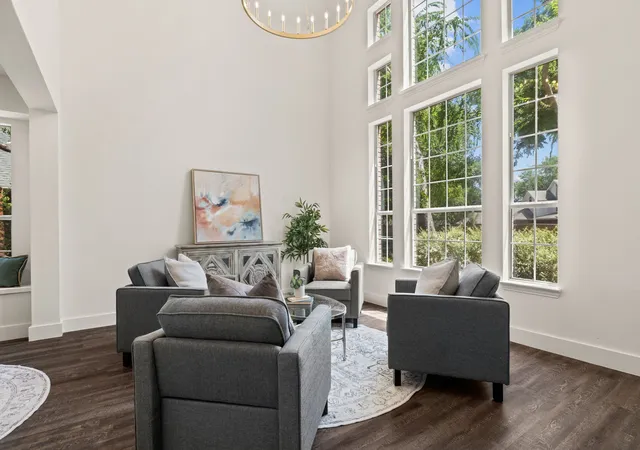 Photo 3 of Single family home for sale at 11608 Meridian Dr, Frisco, TX 75035 | MLS# 21358768 | Listing updated on 2026-09-27