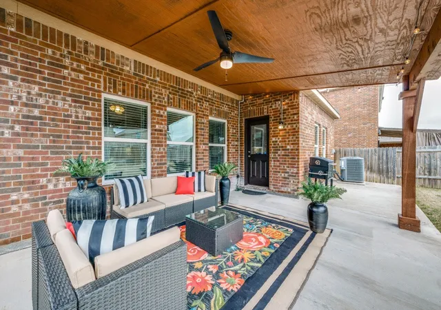 Photo 2 of Single family home for sale at 120 Aaron St, Anna, TX 75409 | MLS# 21358897 | Listing updated on 2026-08-14
