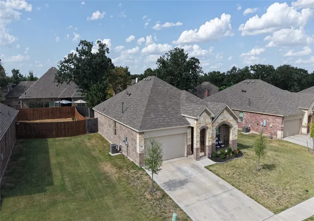 Photo 1 of Sale Pending at 1221 Pistachio Dr, Azle, TX 76020 | MLS# 21358871 | Listing updated on 2026-08-28
