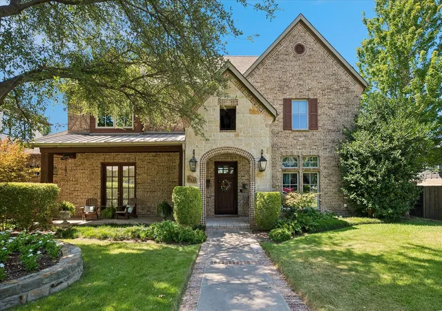 Photo 1 of Mansion for sale at 9434 Dartridge Dr, Dallas, TX 75238 | MLS# 21356418 | Listing updated on 2026-08-22