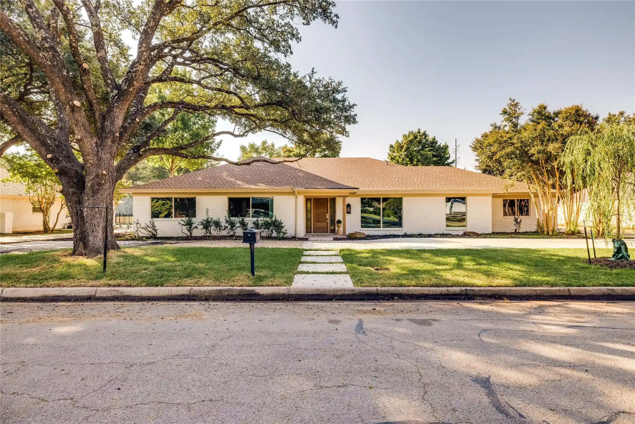 Photo 1 of Single family home for sale at 7017 Serrano Dr, Fort Worth, TX 76126 | MLS# 21281631 | Listing updated on 2026-10-11