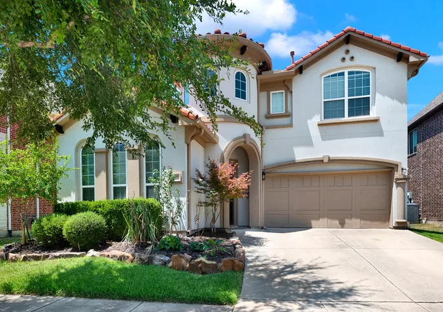 Photo 2 of Single family home for sale at 6108 Mickelson Wy, Mc Kinney, TX 75070 | MLS# 21358438 | Listing updated on 2026-08-18