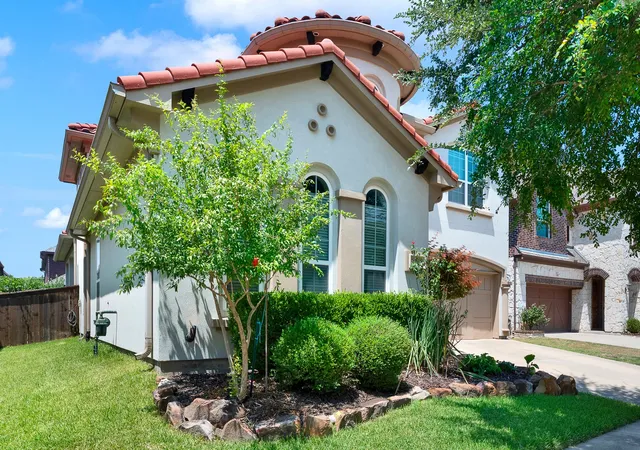 Photo 3 of Single family home for sale at 6108 Mickelson Wy, Mc Kinney, TX 75070 | MLS# 21358438 | Listing updated on 2026-08-18