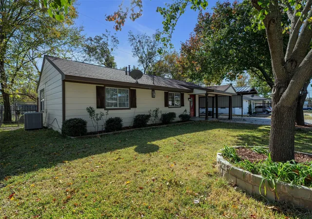 Photo 3 of Single family home for sale at 2618 Horne Cir, Caddo Mills, TX 75135 | MLS# 21359004 | Listing updated on 2026-08-27