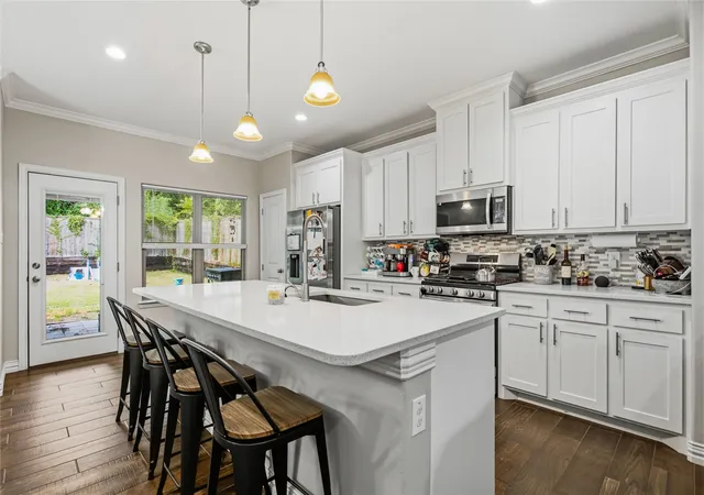 Photo 1 of Single family home for sale at 519 W Ford St, Denison, TX 75020 | MLS# 21358980 | Listing updated on 2026-10-04