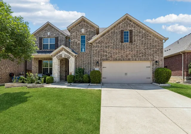 Photo 1 of Single family home for sale at 1305 Grapevine Cvs, Mc Kinney, TX 75071 | MLS# 21355394 | Listing updated on 2026-08-31