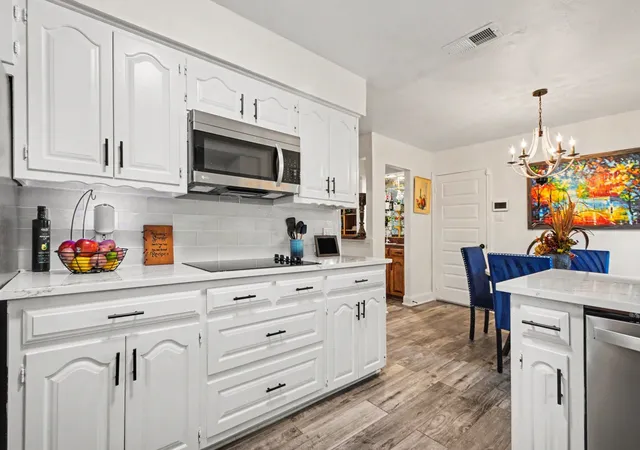 Photo 4 of Single family home for sale at 4436 Cleveland Dr, Plano, TX 75093 | MLS# 21357160 | Listing updated on 2026-08-28