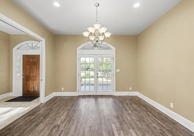 Photo 4 of Single family home for sale at 9600 Oak Meadow Ln, Pilot Point, TX 76258 | MLS# 21350229 | Listing updated on 2026-08-18
