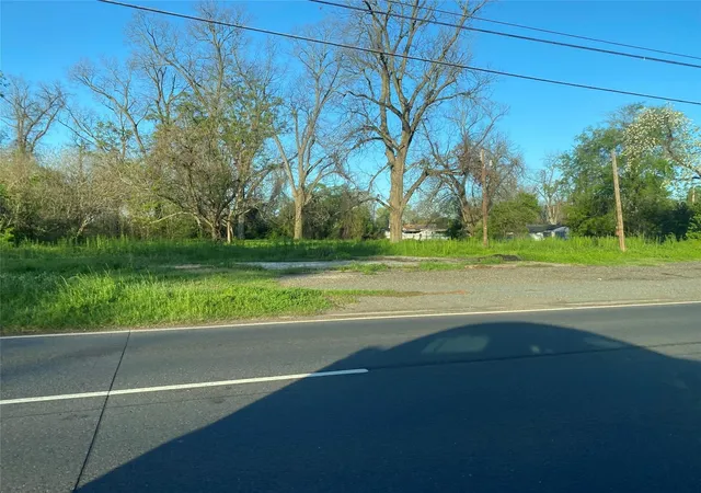 Photo 3 of Land for sale at 2722 Barksdale Blvd, Bossier City, LA 71112 | MLS# 21355340 | Listing updated on 2026-08-13