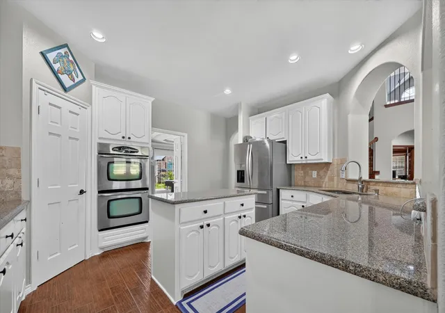 Photo 3 of Single family home for sale at 12336 Fairway Meadows Dr, Fort Worth, TX 76179 | MLS# 21359050 | Listing updated on 2026-08-18
