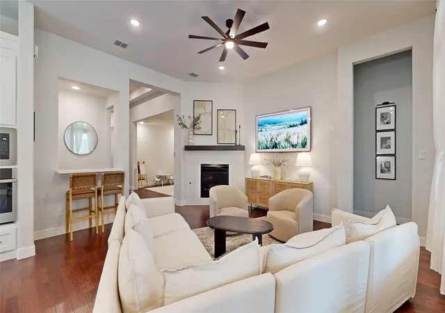 Photo 3 of Single family home for sale at 7212 Redwood Rd, Argyle, TX 76226 | MLS# 21359122 | Listing updated on 2026-08-13