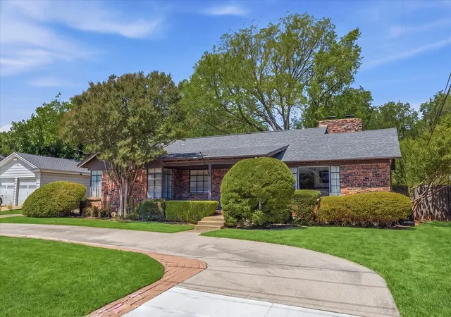 Photo 3 of Single family home for sale at 3808 Trail Lake Dr, Fort Worth, TX 76109 | MLS# 21358690 | Listing updated on 2026-08-23