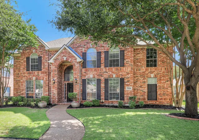 Photo 1 of Single family home for sale at 7934 Bishop Dr, Frisco, TX 75036 | MLS# 21352427 | Listing updated on 2026-08-22