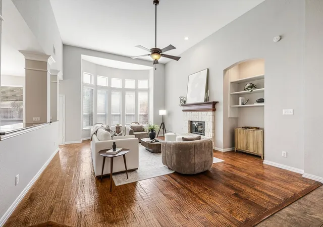 Photo 4 of Single family home for sale at 7934 Bishop Dr, Frisco, TX 75036 | MLS# 21352427 | Listing updated on 2026-09-27