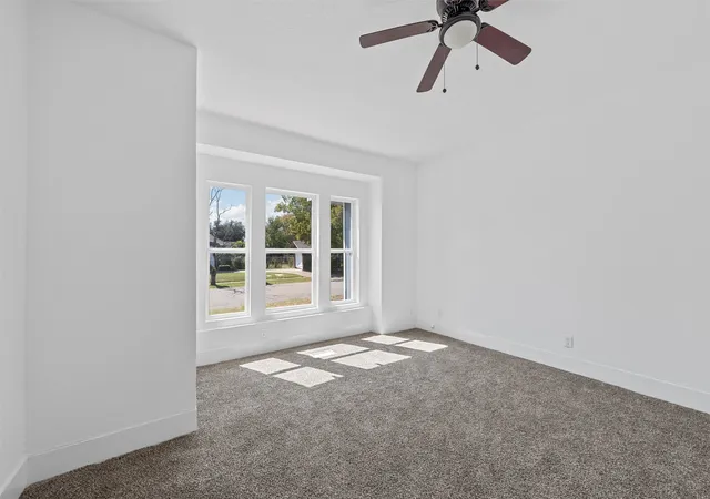Photo 4 of Single family home for sale at 1825 Lyle Ave, Waco, TX 76708 | MLS# 21359188 | Listing updated on 2026-09-29