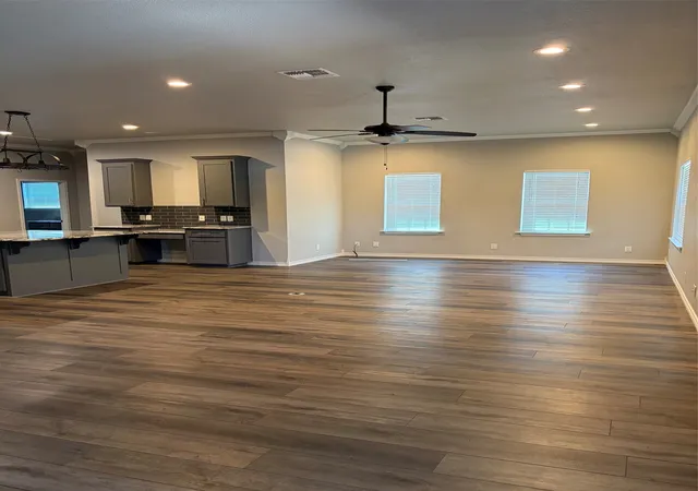 Photo 3 of Single family home for sale at 706 E Palestine St, Mexia, TX 76667 | MLS# 21359235 | Listing updated on 2026-08-24