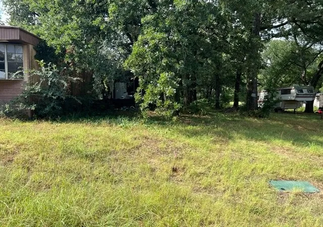 Photo 2 of Manufactured home for sale at 7177 Base St #R, Azle, TX 76020 | MLS# 21359149 | Listing updated on 2026-08-17