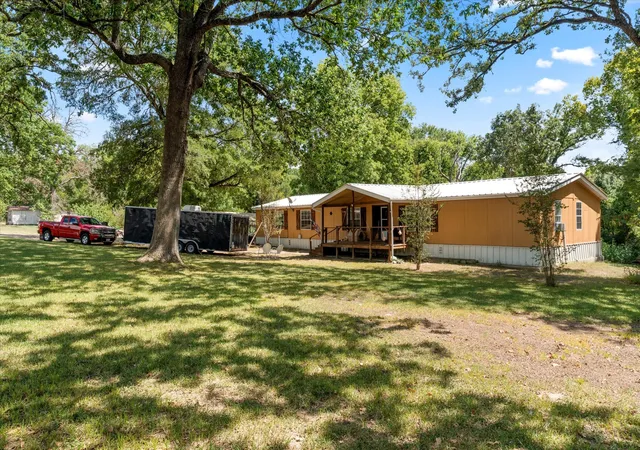 Photo 2 of Manufactured home for sale at 24709 N Us Hwy 287, Athens, TX 75751 | MLS# 21359094 | Listing updated on 2026-08-14