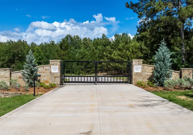 Photo 2 of Land for sale at 7 Windward Ct, Athens, TX 75752 | MLS# 21359327 | Listing updated on 2026-09-18