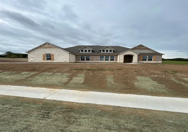 Photo 1 of Single family home for sale at 1114 Perrin Ln, Van Alstyne, TX 75495 | MLS# 21359330 | Listing updated on 2026-10-04