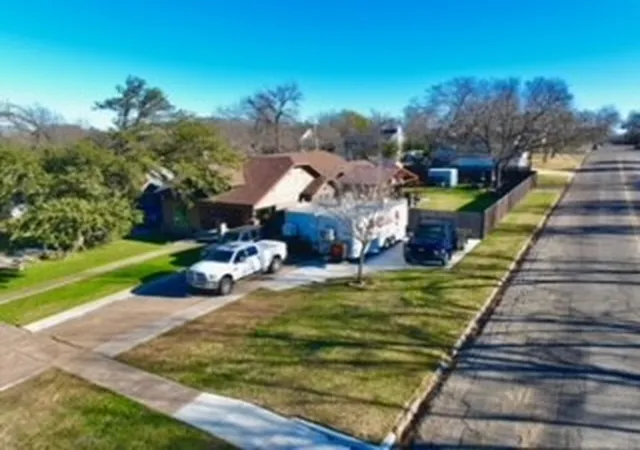 Photo 2 of Single family home for sale at 2924 Windsor Ave, Waco, TX 76708 | MLS# 21357332 | Listing updated on 2026-08-27