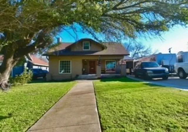 Photo 3 of Single family home for sale at 2924 Windsor Ave, Waco, TX 76708 | MLS# 21357332 | Listing updated on 2026-08-27