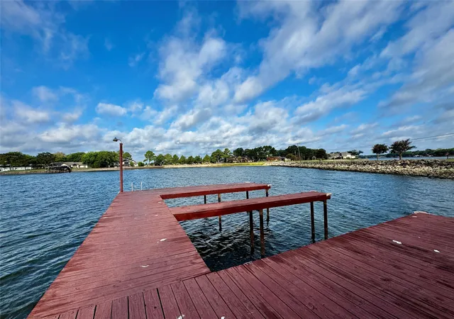 Photo 29 of Single family home for sale at 110 Meadowood Rd, Enchanted Oaks, TX 75156 | MLS# 21357712 | Listing updated on 2026-10-04