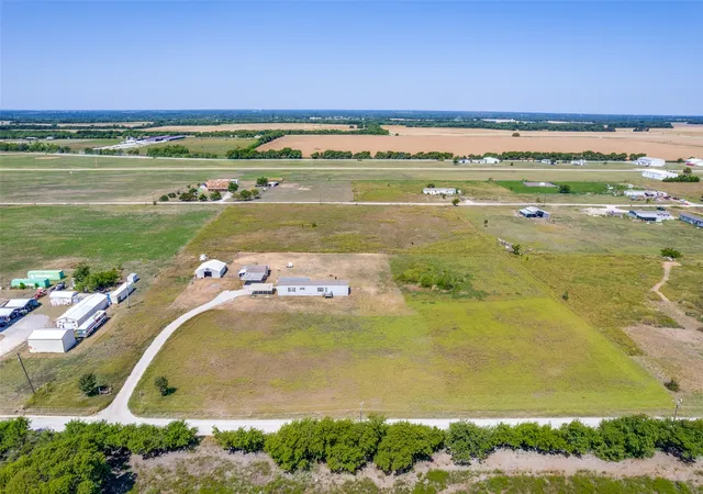 Photo 1 of Manufactured home for sale at 408 County Road 4415, Whitewright, TX 75491 | MLS# 21357189 | Listing updated on 2026-08-17