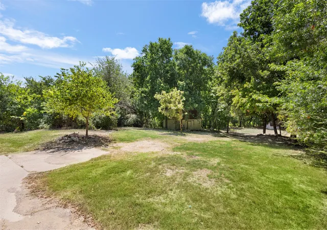 Photo 3 of Land for sale at 261 Rocky Dr, Waxahachie, TX 75167 | MLS# 21358137 | Listing updated on 2026-08-17