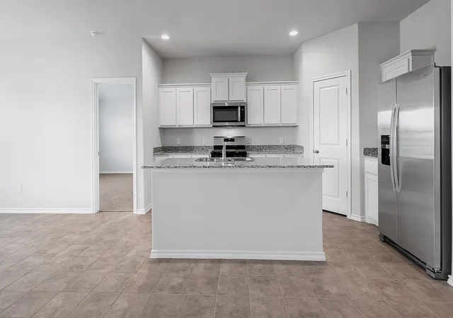 Photo 3 of Sale Pending at 2001 Fallston Dr, Fort Worth, TX 76108 | MLS# 21356474 | Listing updated on 2026-10-05