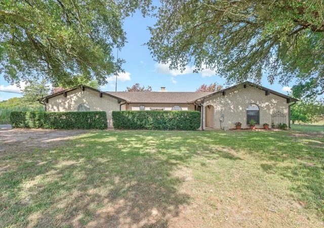 Single family home for sale at 600 Vz County Road 4930, Van, TX 75790 | MLS# 21358746