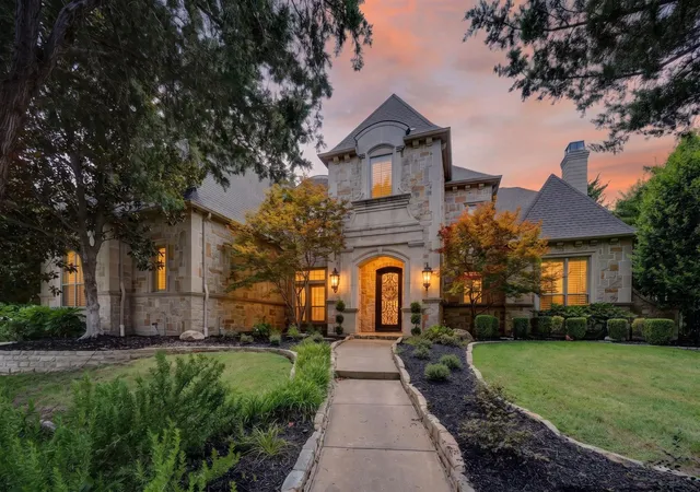 Photo 1 of Single family home for sale at 117 Mallard Xing, Rockwall, TX 75032 | MLS# 21350439 | Listing updated on 2026-08-30