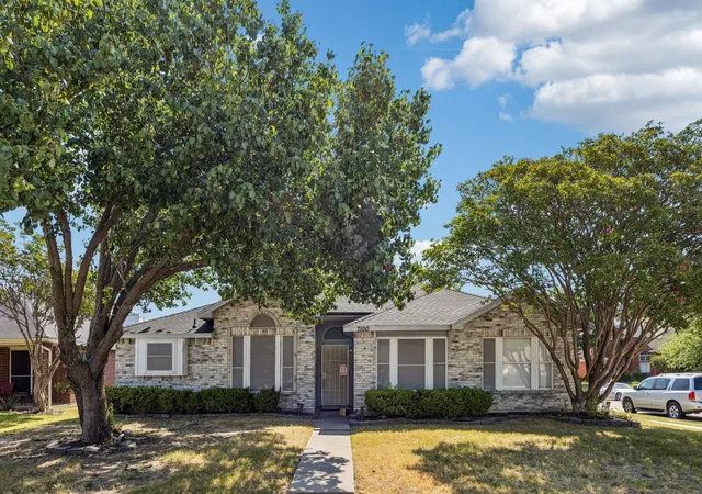 Photo 1 of Single family home for sale at 7100 Longo Dr, The Colony, TX 75056 | MLS# 21358525 | Listing updated on 2026-08-14