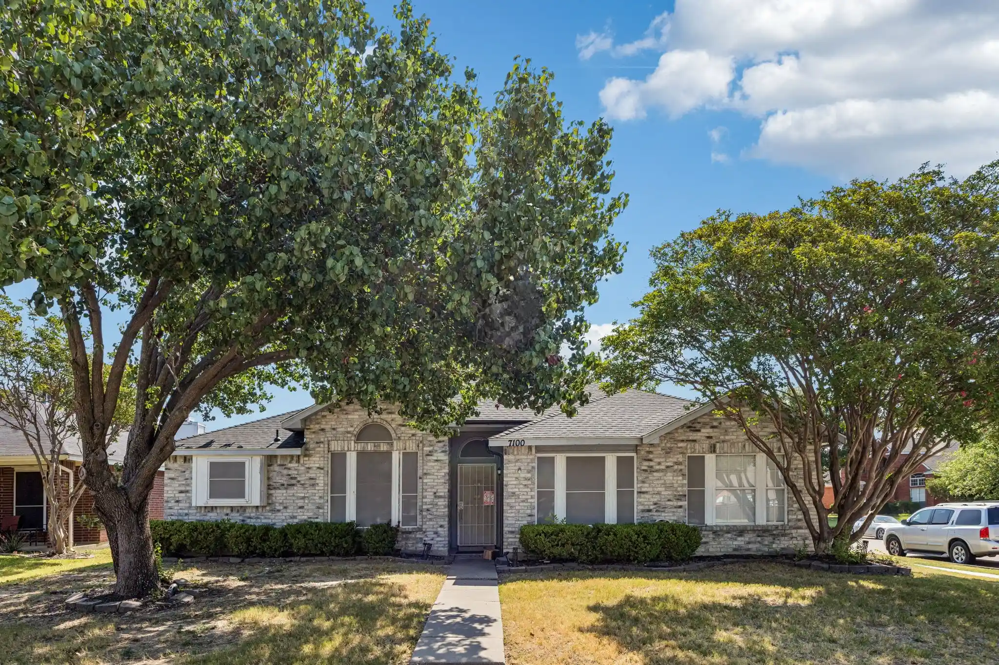 Photo 1 of Single family home for sale at 7100 Longo Dr, The Colony, TX 75056 | MLS# 21358525 | Listing updated on 2026-10-21