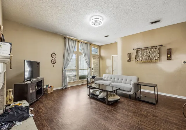 Photo 3 of Single family home for sale at 7100 Longo Dr, The Colony, TX 75056 | MLS# 21358525 | Listing updated on 2026-09-23