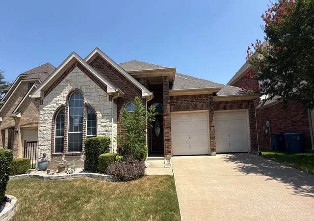 Photo 1 of Townhouse for sale at 1822 Masters Dr, De Soto, TX 75115 | MLS# 21353039 | Listing updated on 2026-08-14