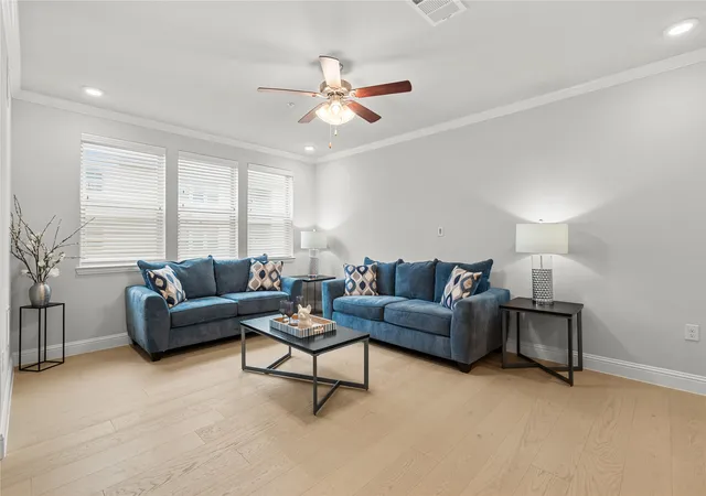 Listing Photo 5 - Condo for sale in building located at 651 N Watters Rd, Allen, TX 75013 - Unit #2307