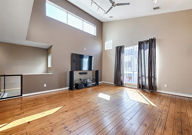 Photo 2 of Townhouse for sale at 1207 Urban Lofts Dr, Dallas, TX 75215 | MLS# 21359448 | Listing updated on 2026-09-18