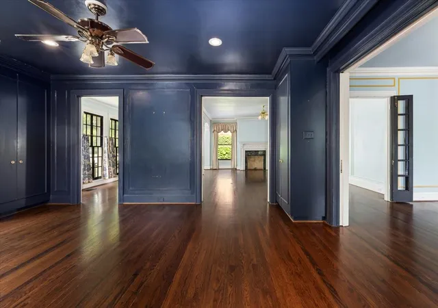 Photo 3 of Single family home for sale at 4720 Collinwood Ave, Fort Worth, TX 76107 | MLS# 21358891 | Listing updated on 2026-08-26