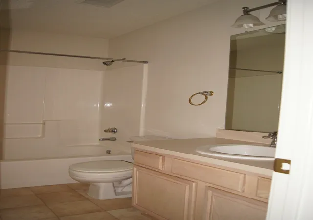 Photo 4 of Single family home for sale at 8317 Spinnaker Cvs, Rowlett, TX 75089 | MLS# 21355644 | Listing updated on 2026-08-25