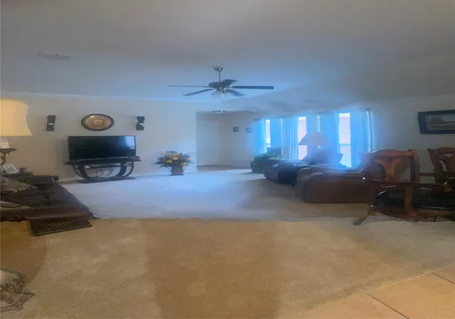 Photo 3 of Single family home for sale at 2250 Kaitlyn Dr, Weatherford, TX 76087 | MLS# 21359463 | Listing updated on 2026-08-31